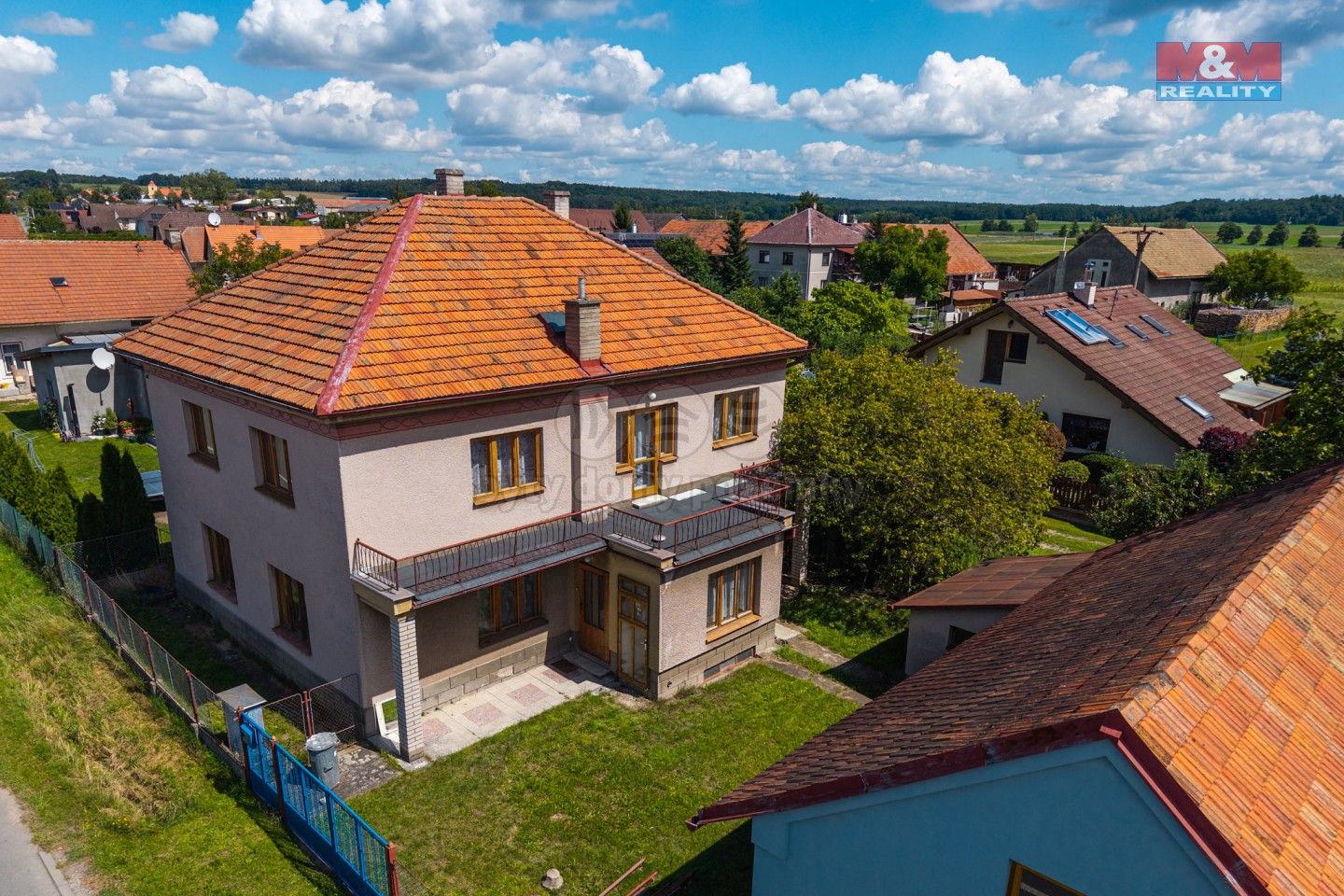 Rodinné domy, Býšť, 226 m²