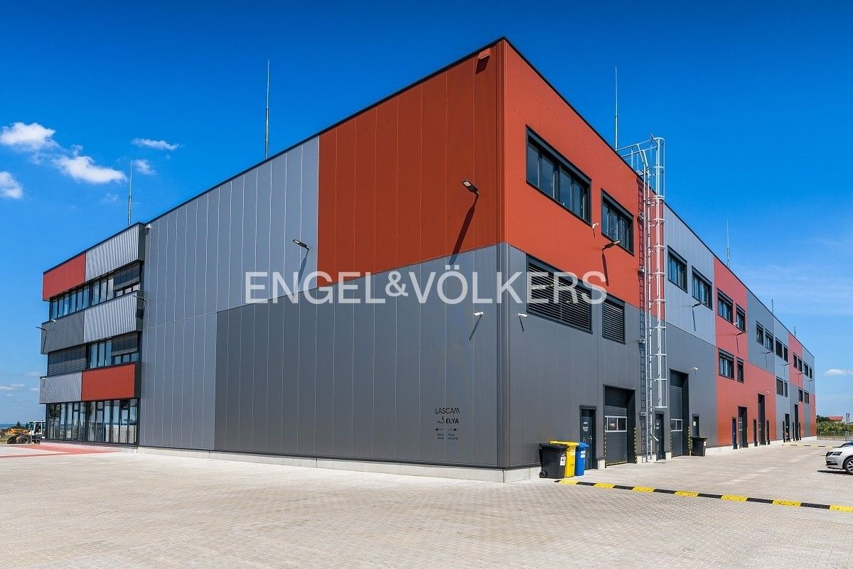 Pronájem komerční - K Bílému vrchu, Praha, 5 m²