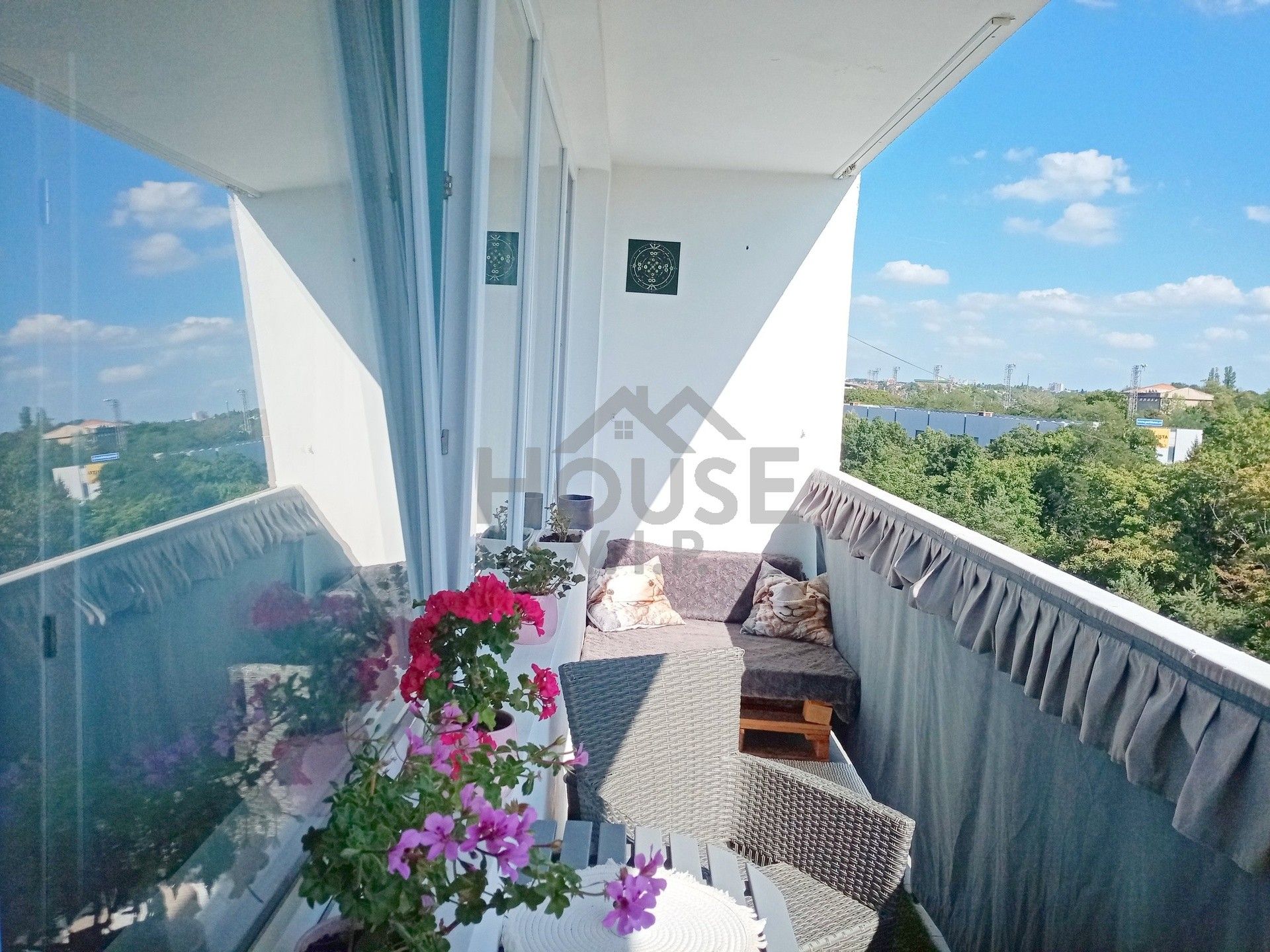 Prodej byt 2+kk - Baškirská, Praha, 35 m²