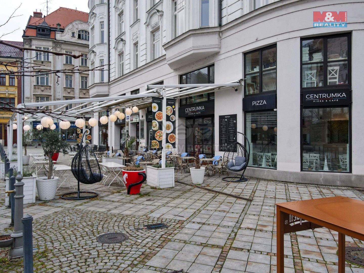 Restaurace, Jiráskovo náměstí, Ostrava, 140 m²