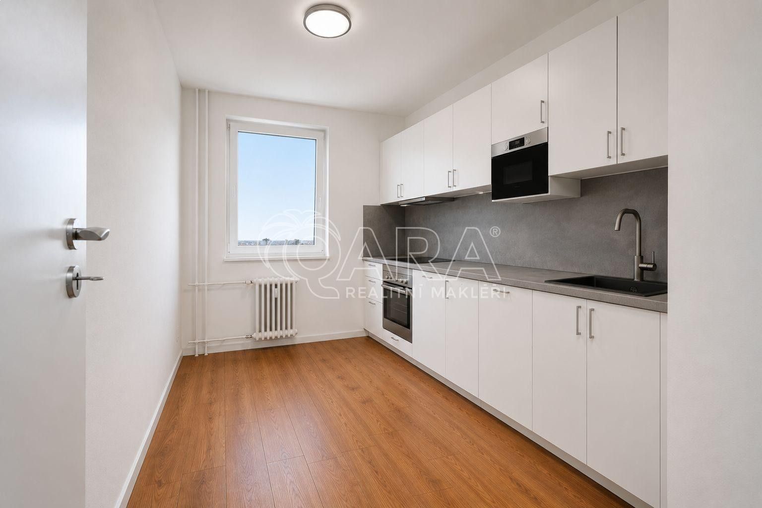 1+1, Šestajovická , Praha Hloubětín, 30 m² - 2