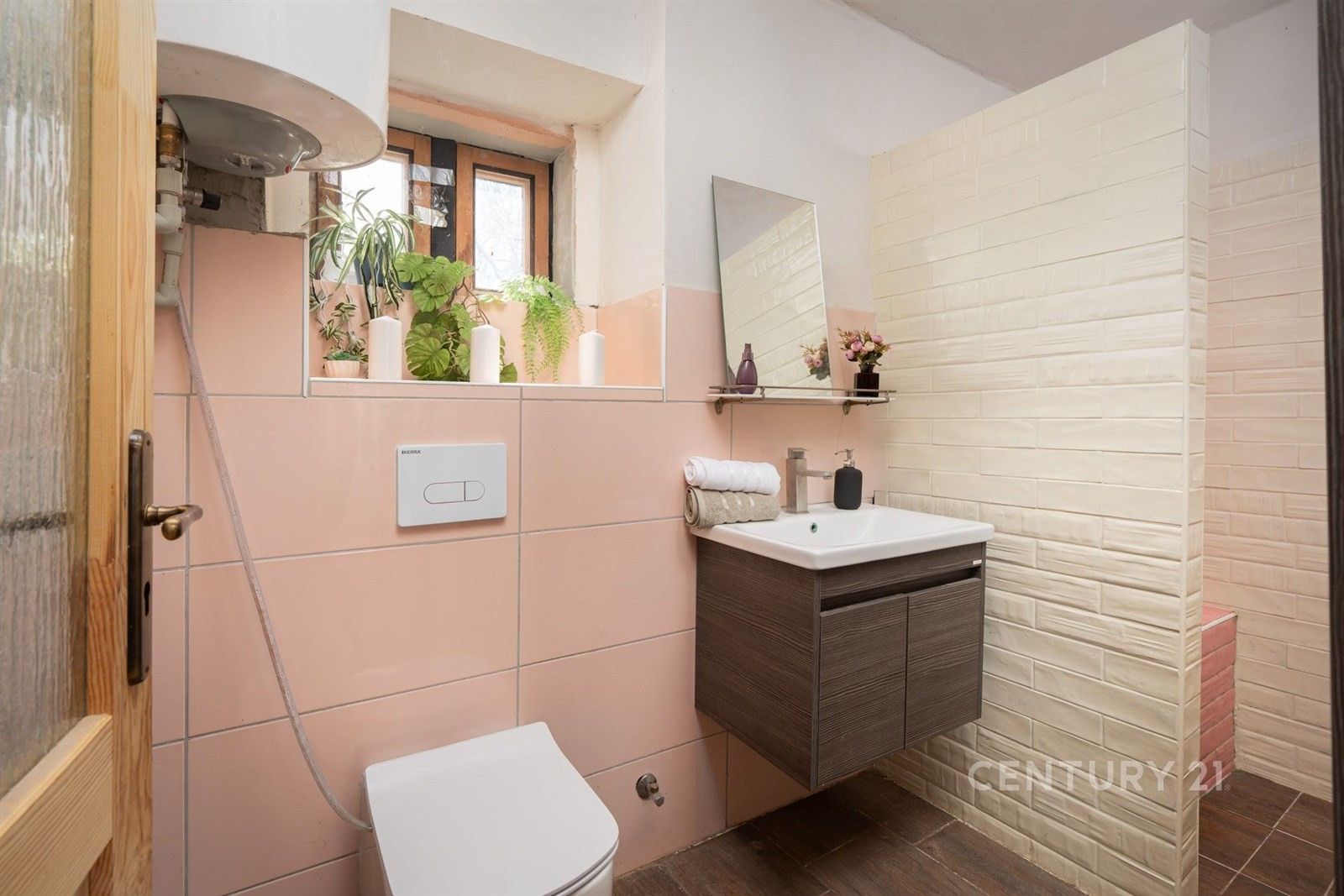 Prodej rodinný dům - Hlavní 20, Záhornice, 72 m² - 5