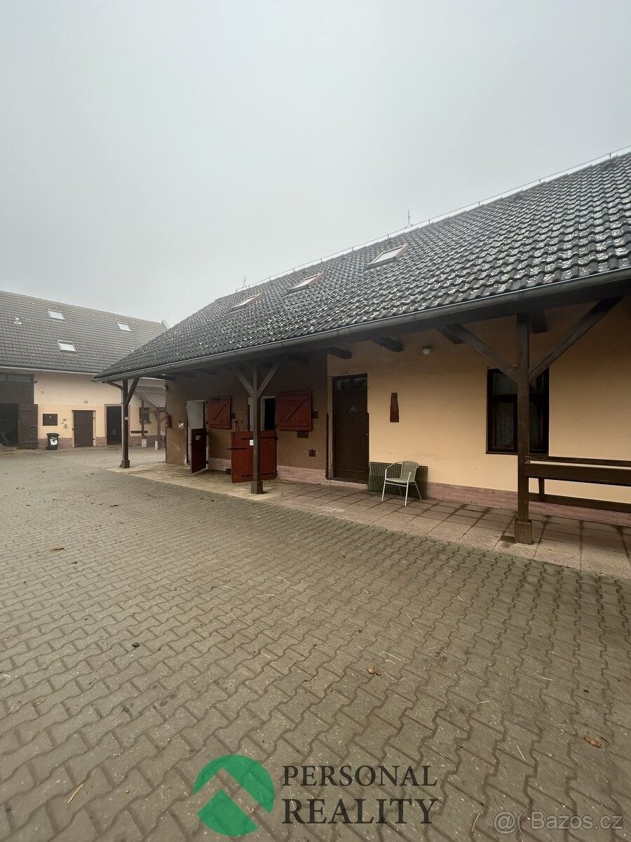 Pronájem byt - Neratovice, 277 11