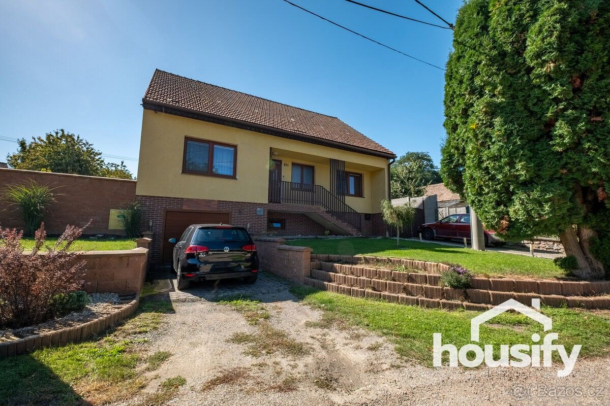 Rodinné domy, Božice, 671 64