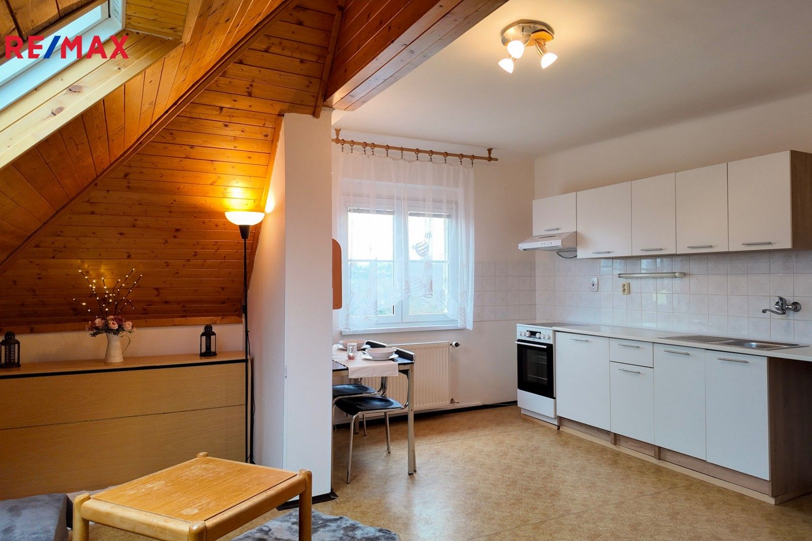 1+kk, U školky 176, Senohraby, 41 m²