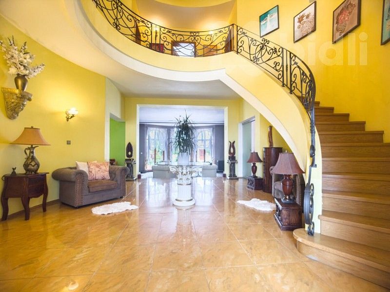 Rodinný dům · 256 m² · Na Sedmerkách, Středokluky, okres Praha-západ - 3
