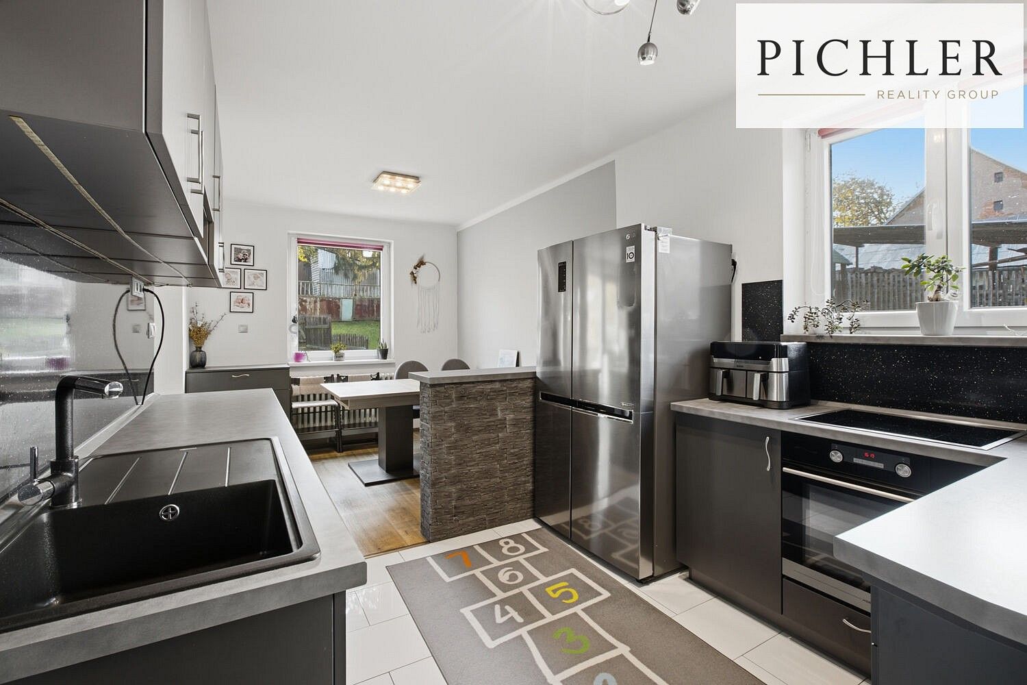 Prodej rodinný dům - Panoší Újezd, okres Rakovník, 320 m² - 5