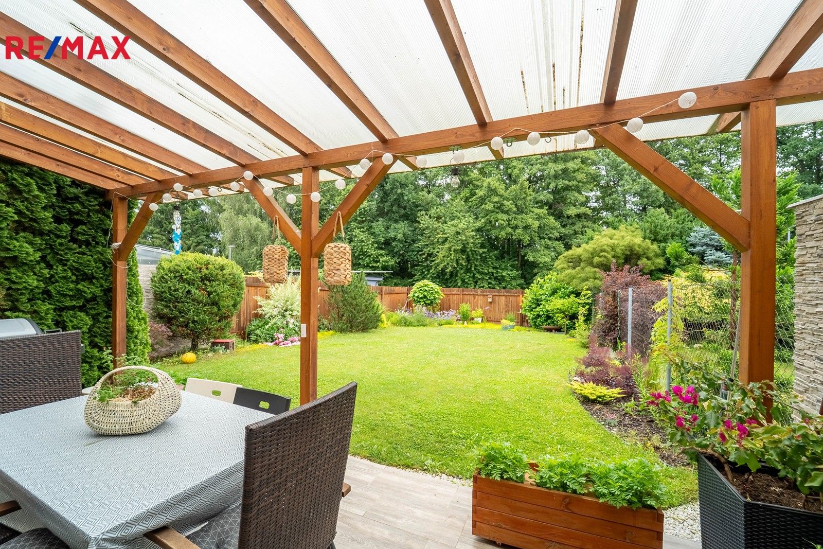 Prodej rodinný dům - K Parku, Nupaky, 156 m²