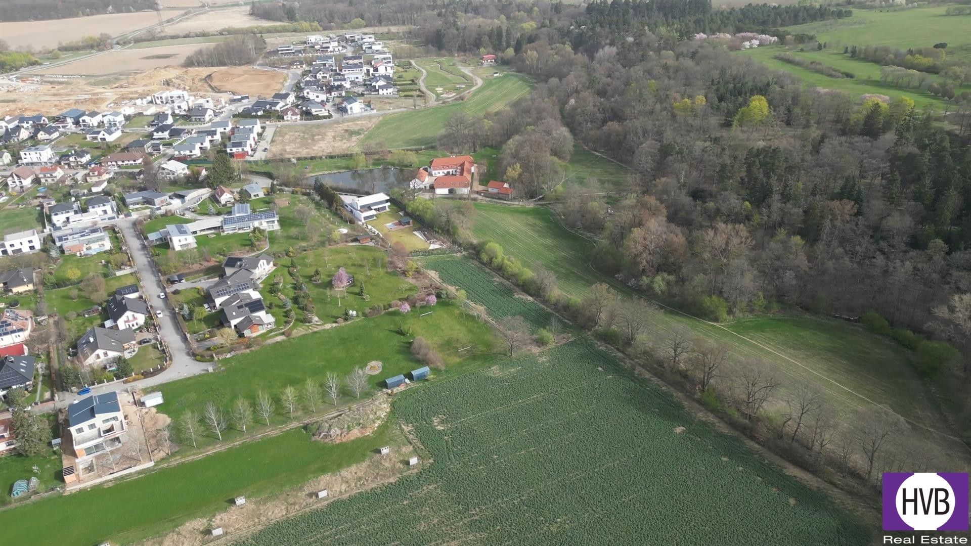 Zahrady, Praha, 19 m²