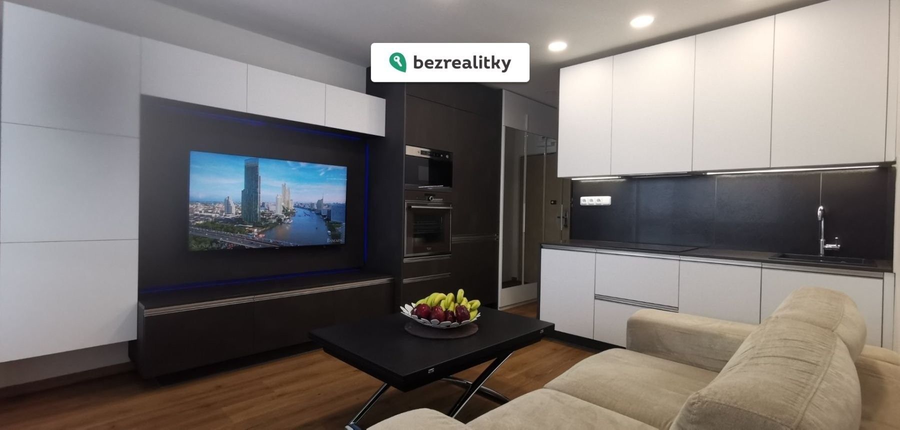 Prodej byt 2+kk - Hurbanova, Praha, 40 m²