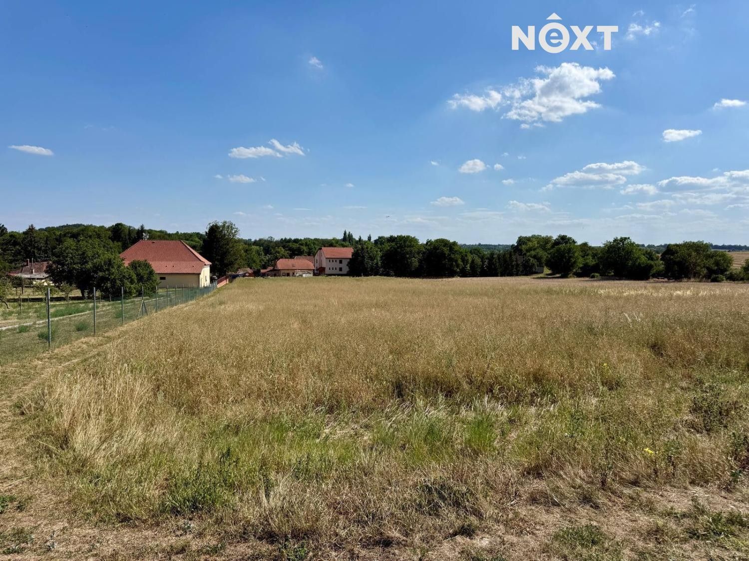 Pozemek pro bydlení, 1 214 m²