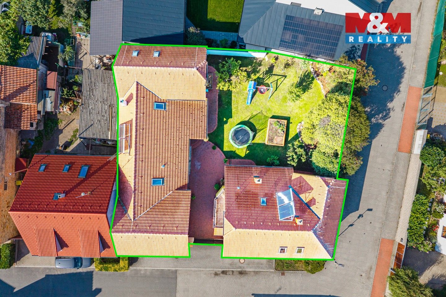 Prodej rodinný dům - Ruská, Mochov, 370 m²