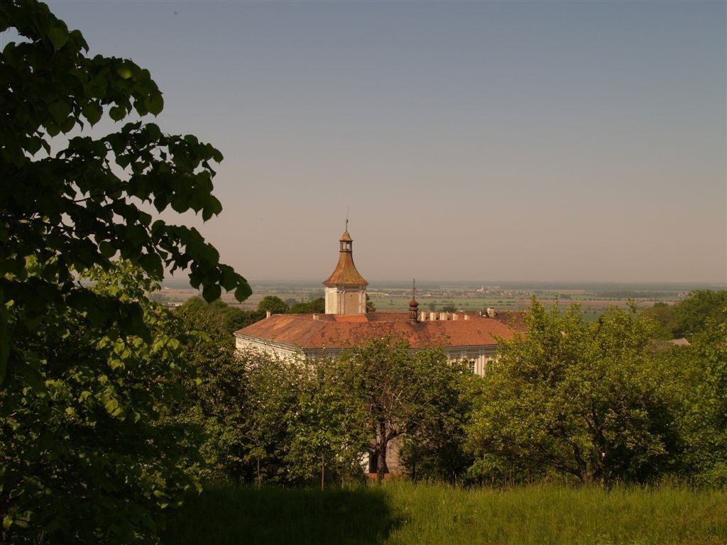 Obchodní prostory · 9 800 m² · Přestavlky, Přestavlky - Přestavlky u Přerova, Olomoucký kraj - 3