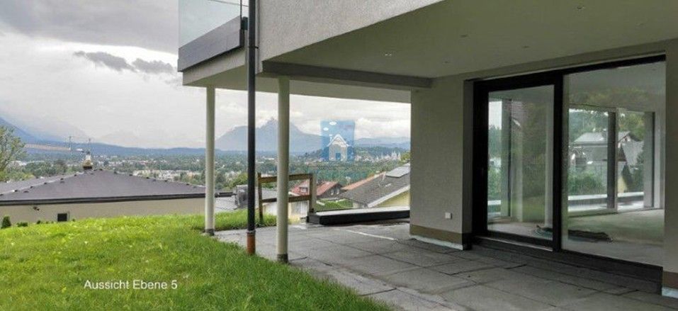 Prodej rodinný dům - 987 66, Zahraničí - 5