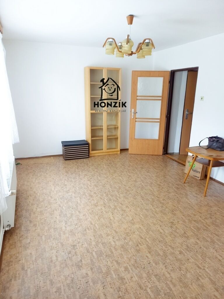 Byt 2+kk · 43 m² · Na Slovance, Praha - 3