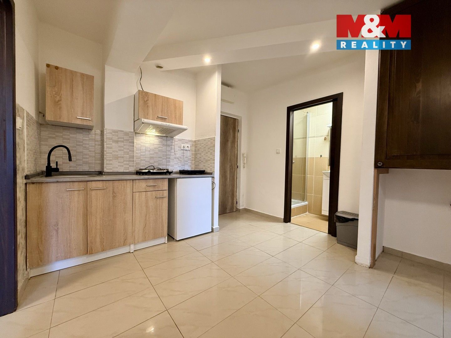 Pronájem byt 2+1 - Jana Švermy, Benešov, 42 m²