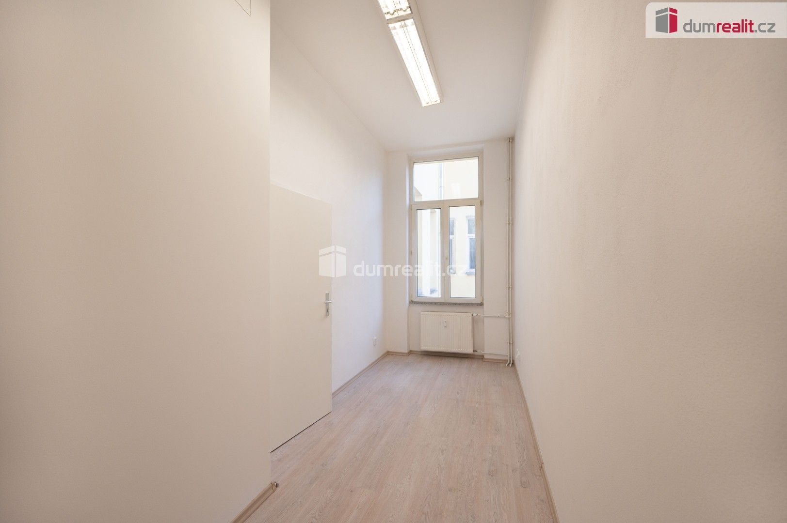 Pronájem kancelář - Karla IV., České Budějovice, 10 m² - 5