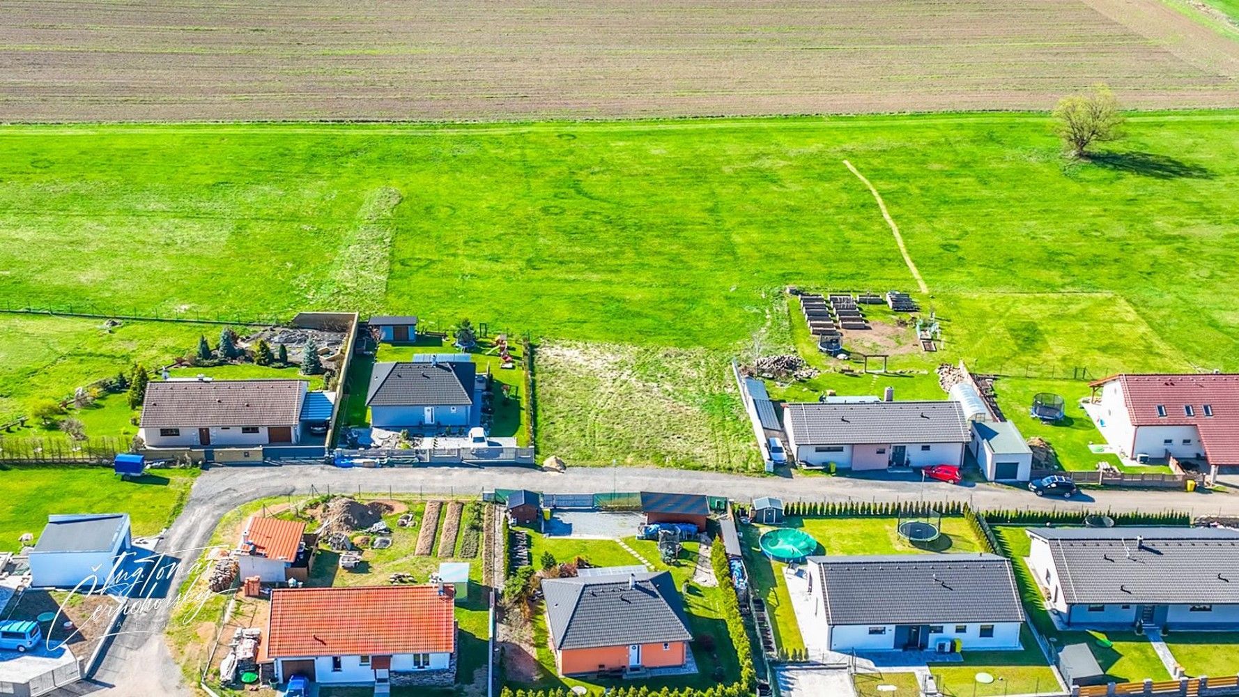 Prodej pozemek pro bydlení - Lešetice, okres Příbram - 2