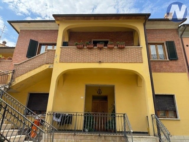 Prodej byt - 987 66, Zahraničí