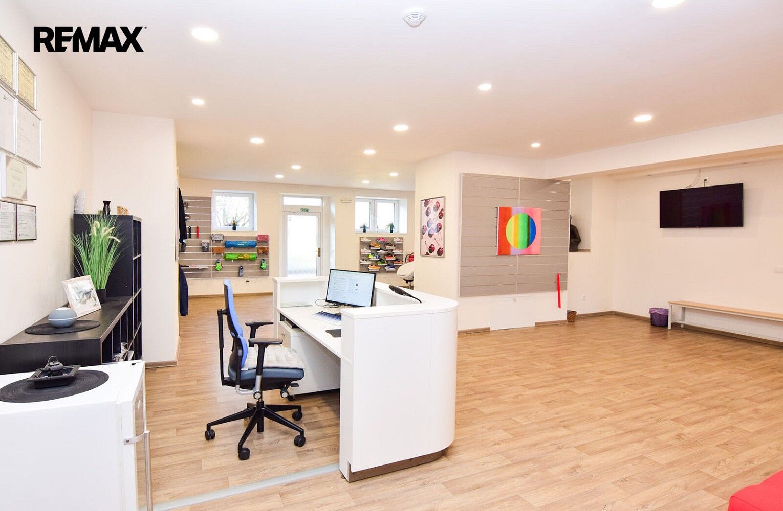 Obchodní prostory · 380 m² · Úhonice, okres Praha-západ, Středočeský kraj - 3