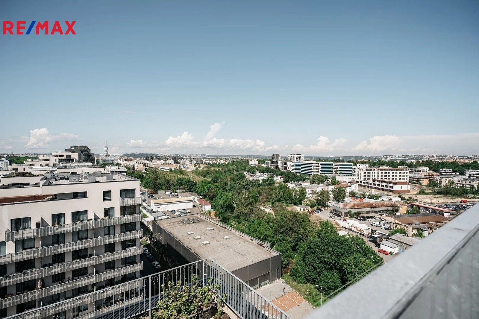 Pronájem byt 3+kk - Zvěřinova, Praha, 70 m²