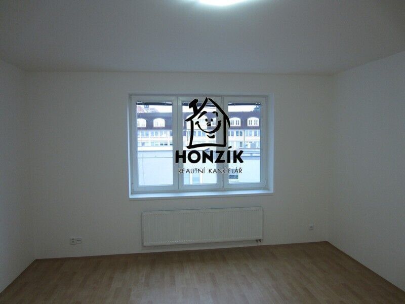 Pronájem byt 2+kk - Jiráskova, Benešov, 51 m² - 5