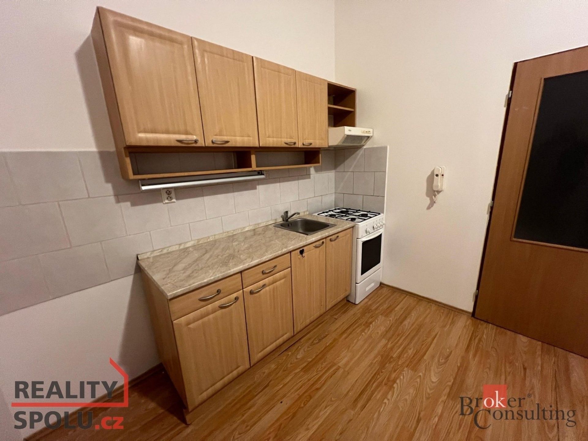 Pronájem byt 1+1 - Krátká, Plzeň, 44 m²