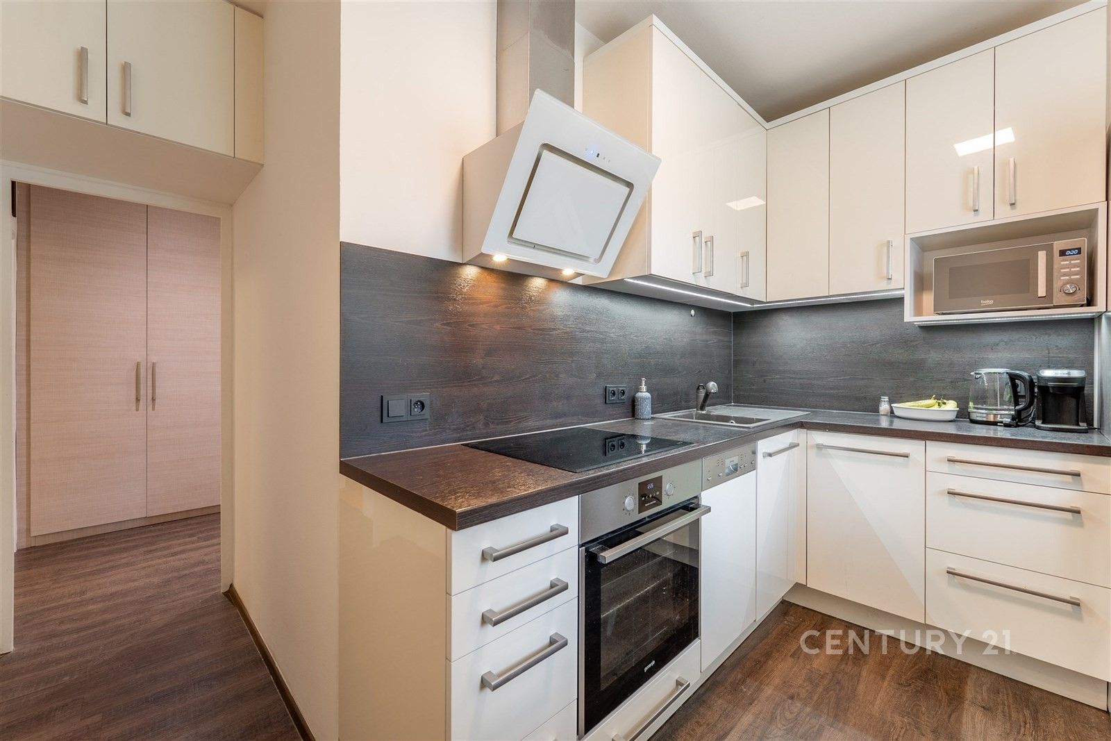 Byt 2+1 · 52 m² · Evropská 662, Praha Vokovice - 3