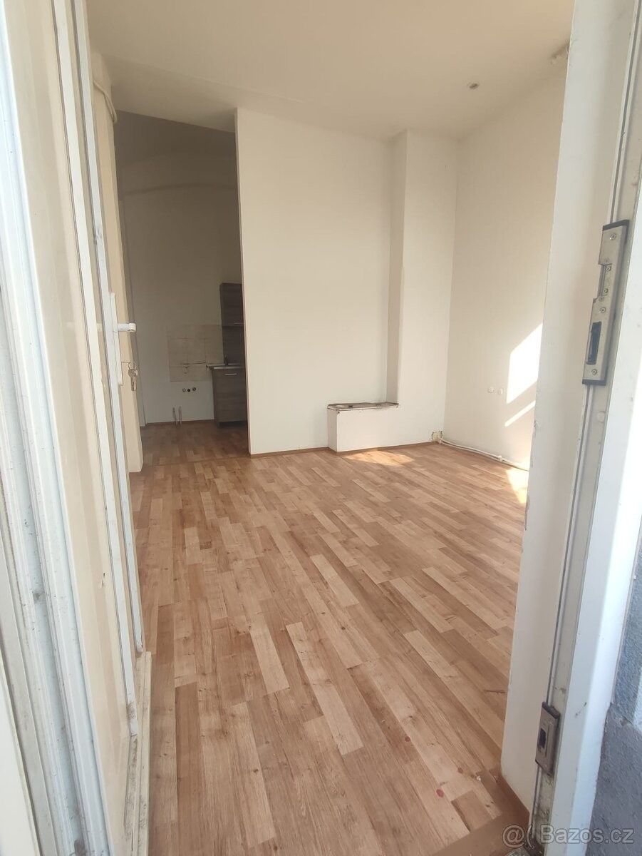 Byt · Chrast u Chrudimě, 538 51 - 3