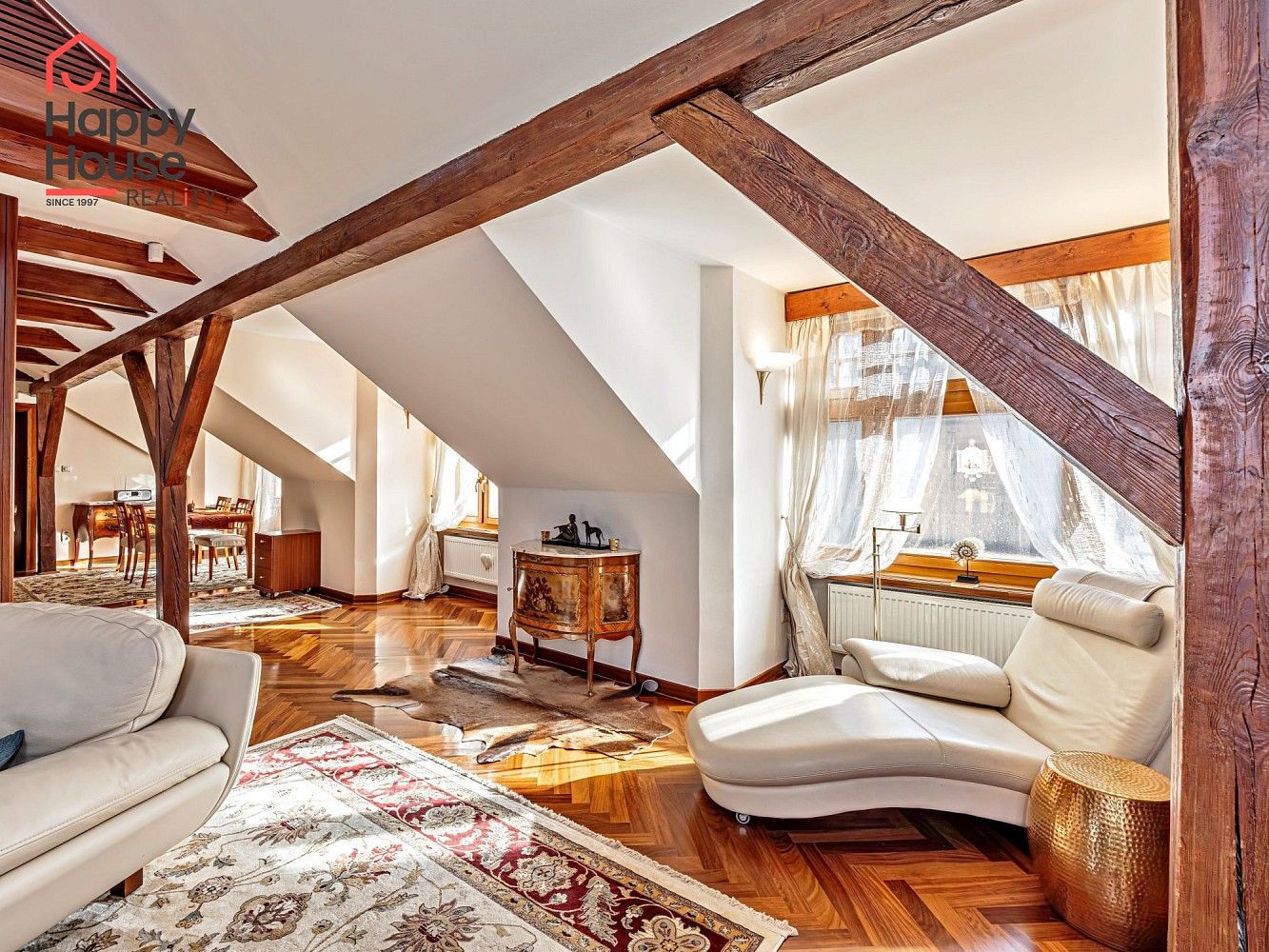 Byt 4+1, 184 m²