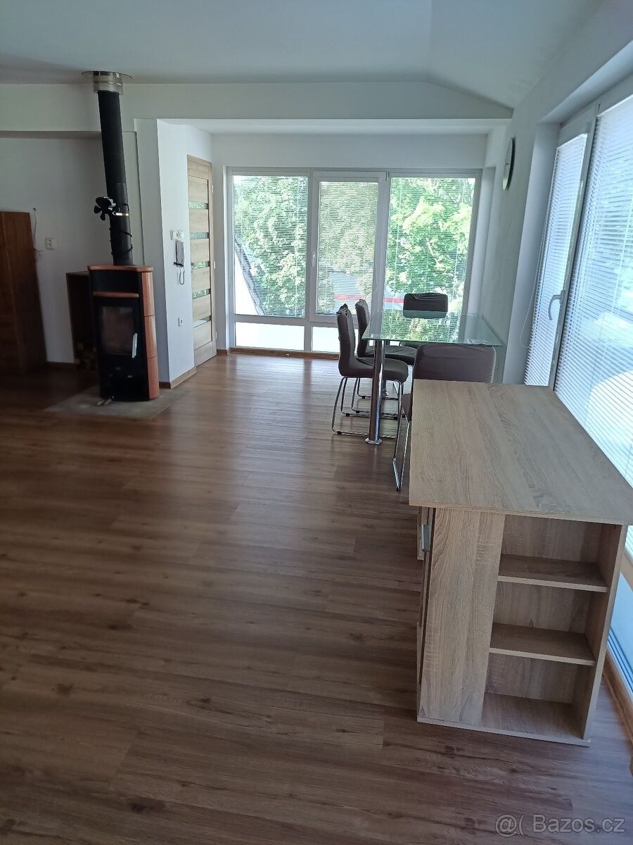 Byty, Hodonín, 695 01