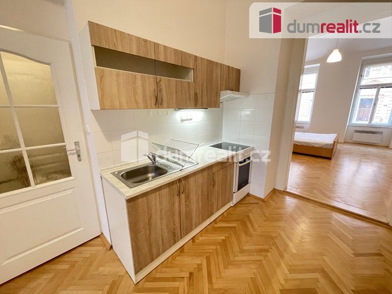 Pronájem byt 2+kk - Klicperova, Praha, 50 m²
