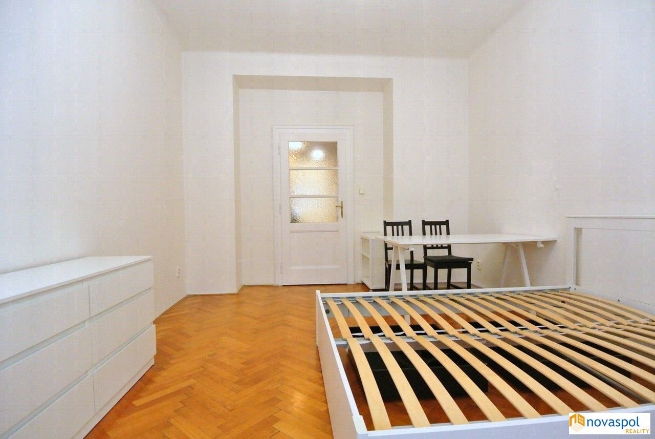 Pronájem byt 1+kk - Přemyslovská, Praha, 26 m²