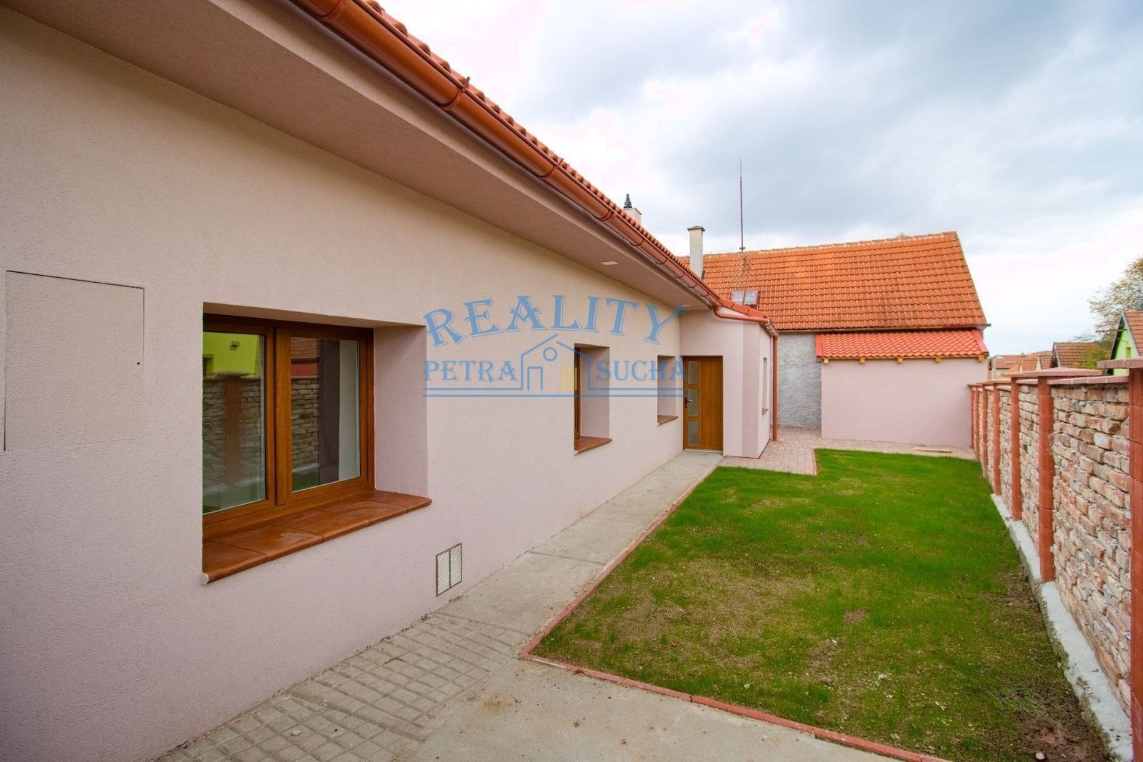 Prodej rodinný dům - Dlouhá, Horní Beřkovice, 137 m²