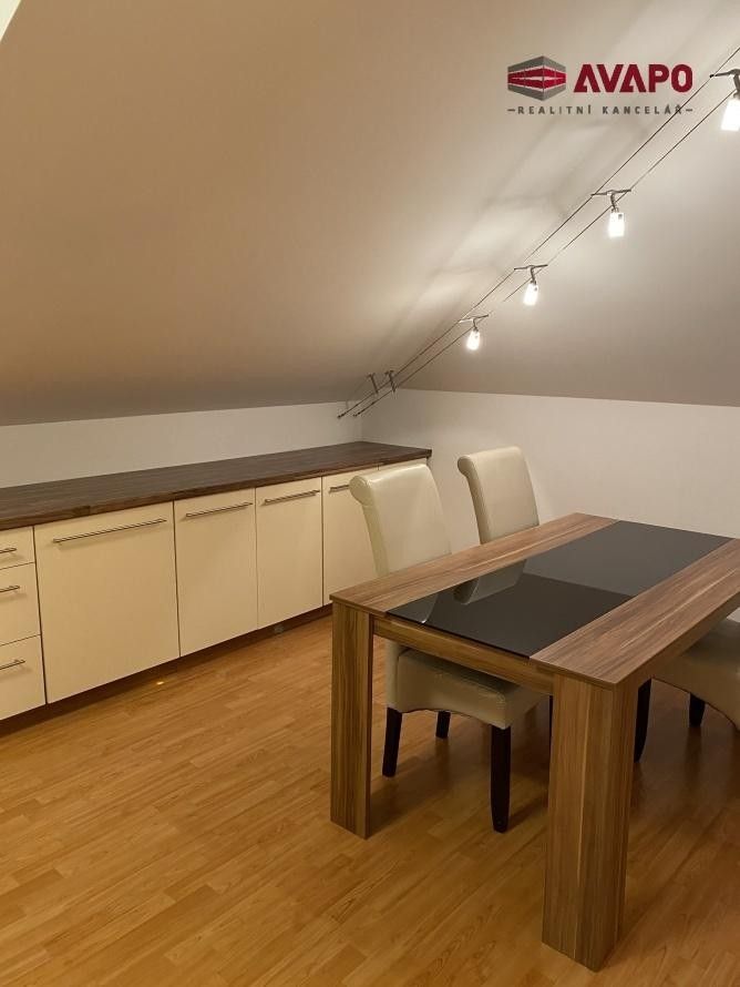 Pronájem byt 3+1 - Mírová, Opava, 97 m² - 2