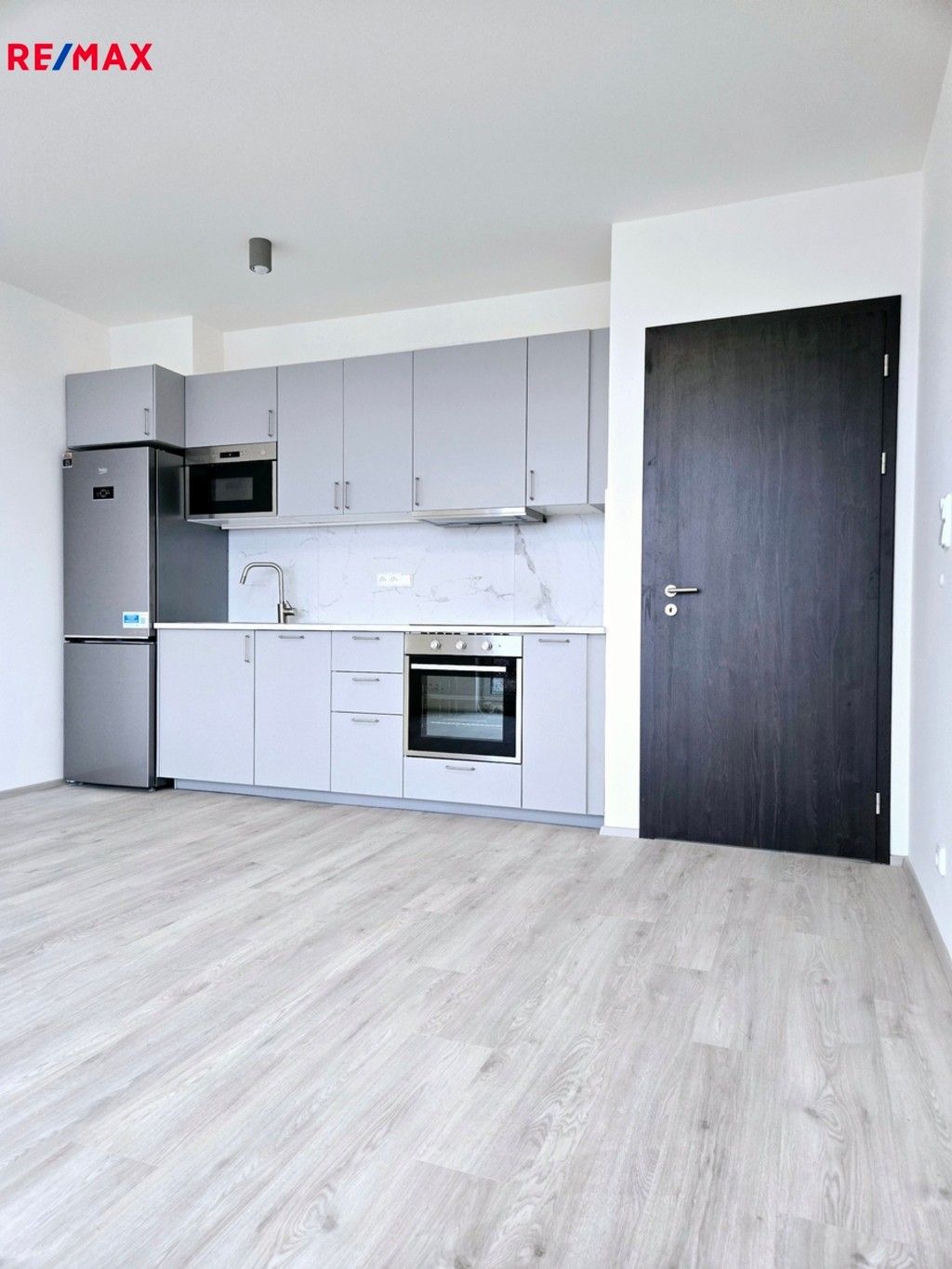Prodej byt 2+kk - Kardausova, Praha, 63 m²