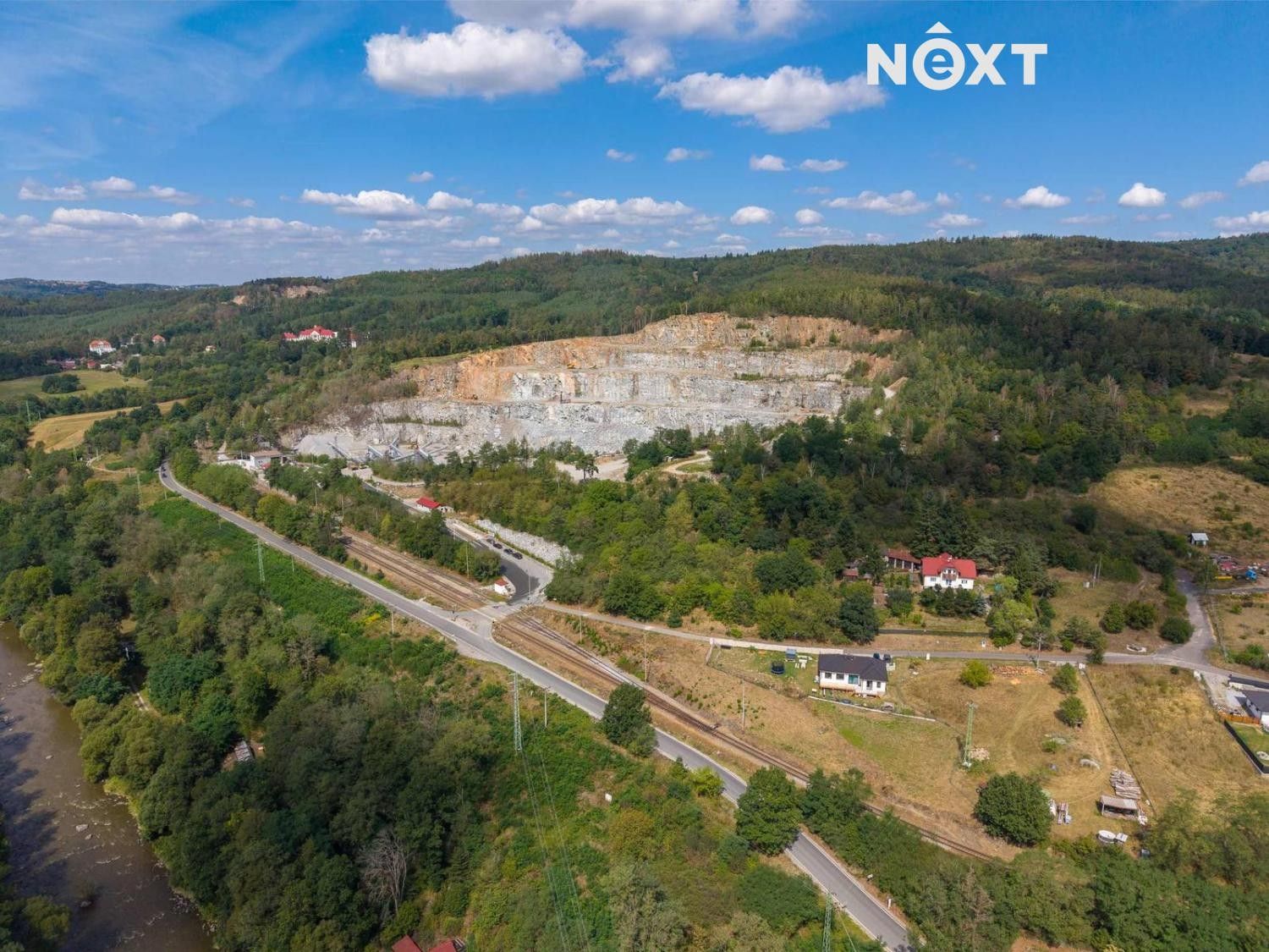 Pozemek pro bydlení, 2 240 m²