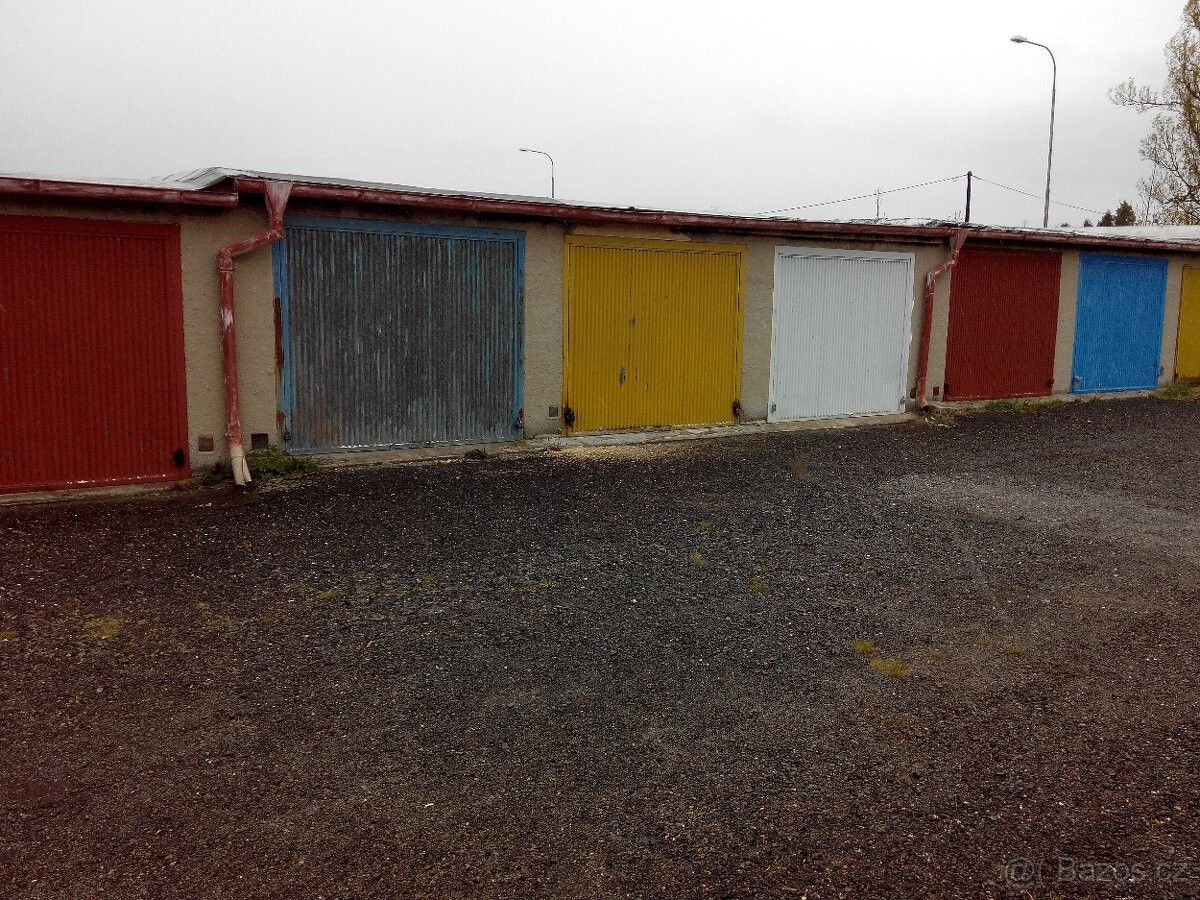 Garáže, Plzeň, 326 00