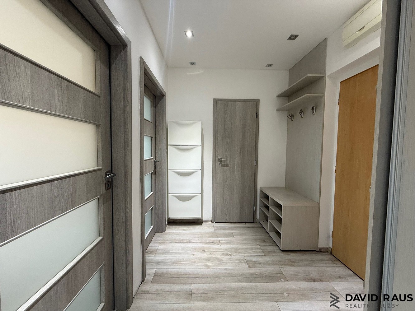 Pronájem byt 2+kk - Klášterní Dvůr, Rajhrad, okres Brno-venkov, 47 m² - 5