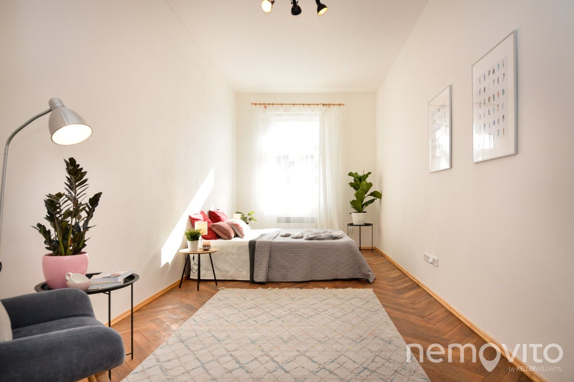 Pronájem byt 2+kk - Americká, Praha, 36 m²