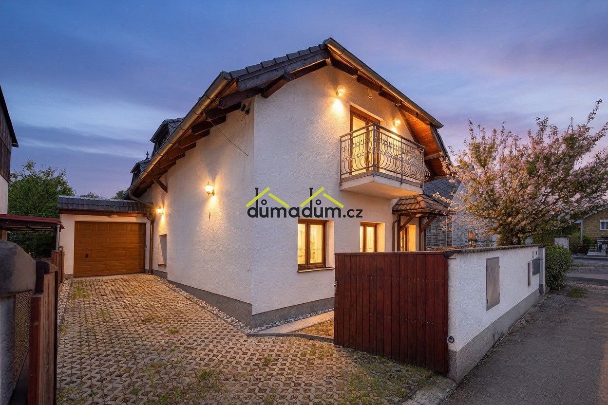 Rodinné domy, Praha - Řepy, okres Praha 17, Hlavní město Praha, 450 m² - 2