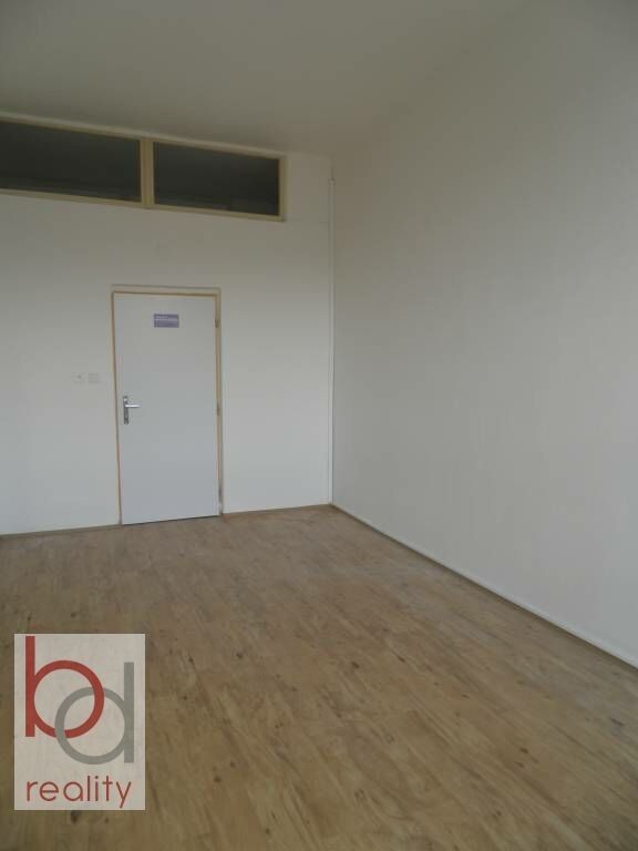 Kancelář · 17 m² · České Budějovice 7 - 3