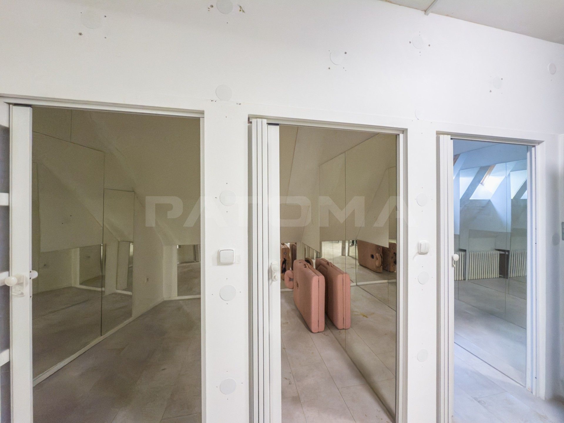 Pronájem kancelář - Palackého, Praha, 46 m²