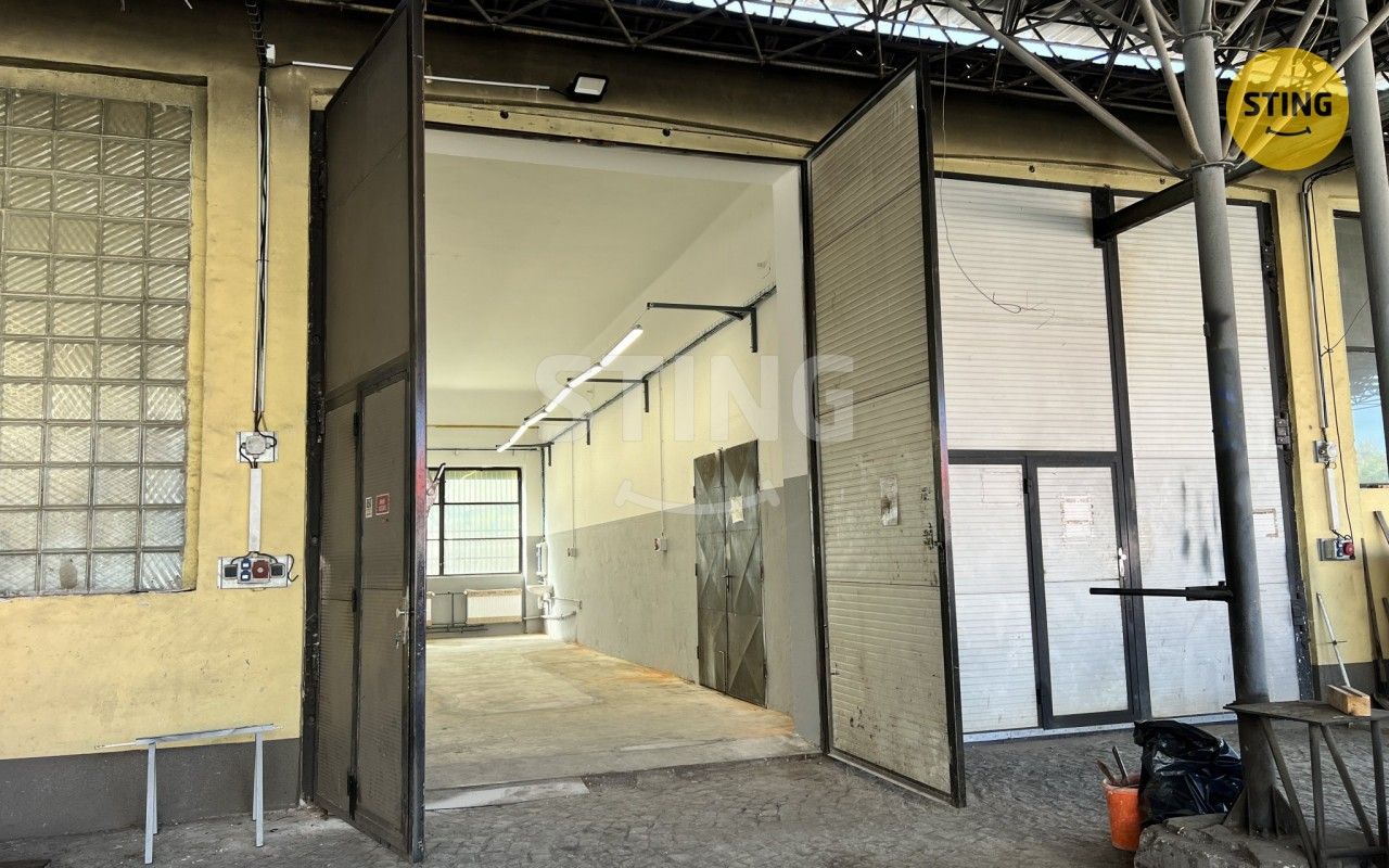 Výrobní prostory, S. K. Neumanna, Pardubice, 165 m² - 2