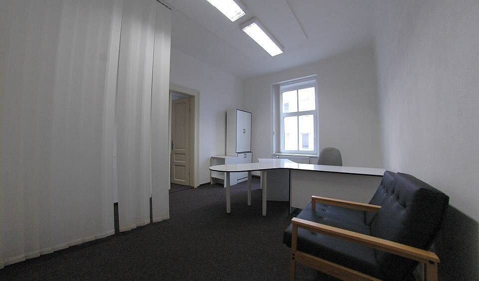 Kancelář · 42 m² · Plzeň - Jižní Předměstí, okres Plzeň-město, Plzeňský kraj - 3