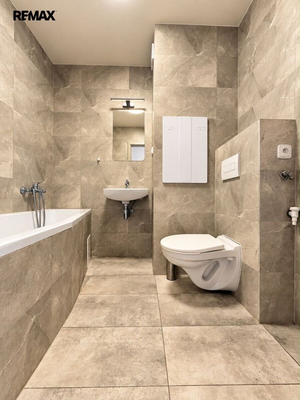 2+kk, V Domkách 1383, Duchcov, 40 m² - 2