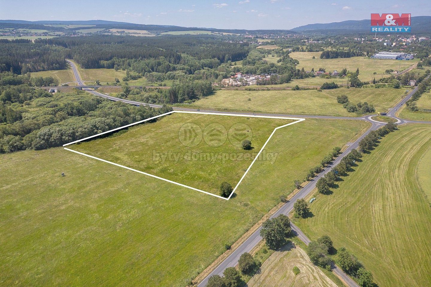 Zemědělský pozemek, 32 126 m²