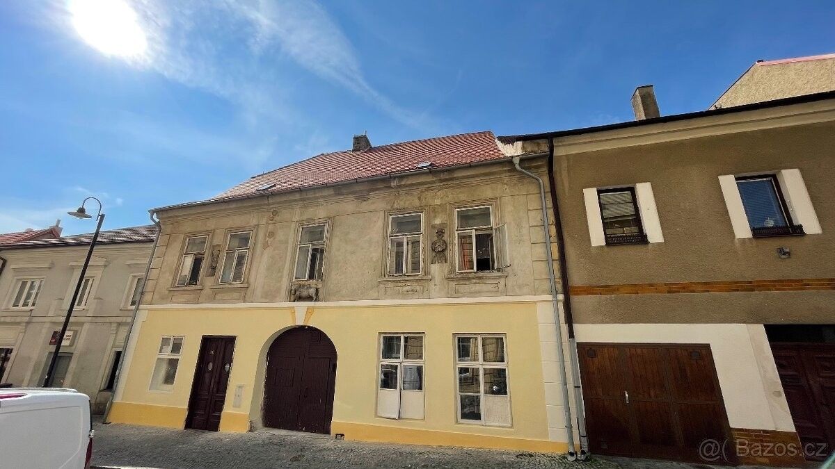 Prodej rodinný dům - Slaný, 274 01