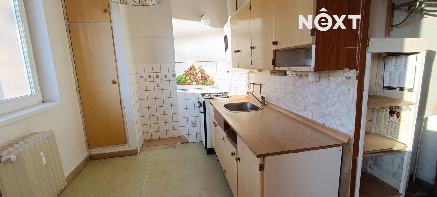 Prodej byt 3+1 - Jabloňová, Chrudim, 63 m²