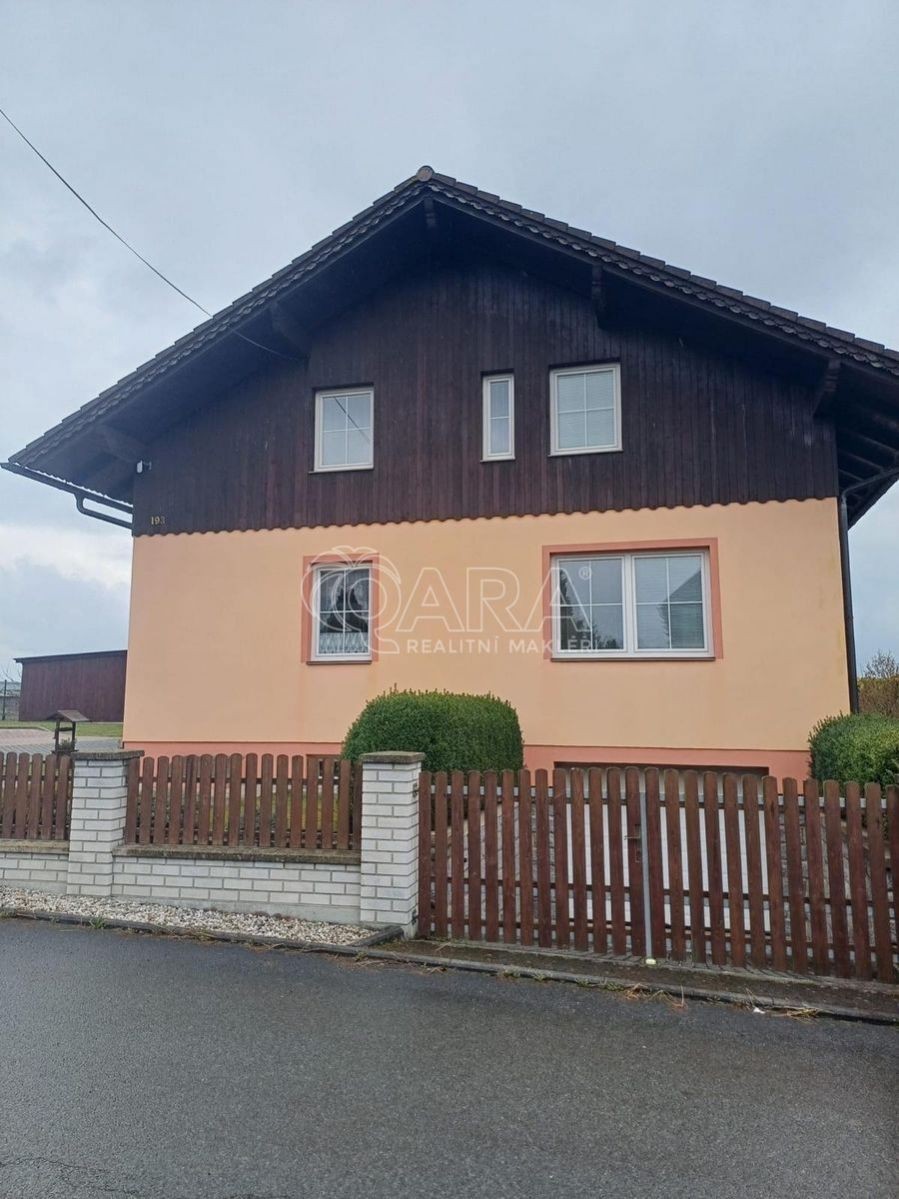 Dům – Věšín, okres Příbram – pohled 2
